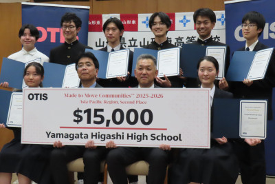 全員での記念撮影