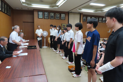 激励金(同窓会長)