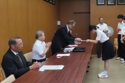 激励金(文化部OB会長)