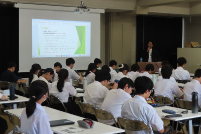 外務省講演会全体